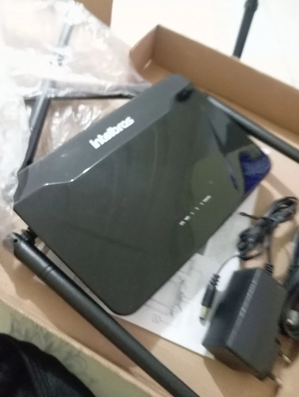 Roteador e repetidor wi-fi RF12 com 4 antenas 