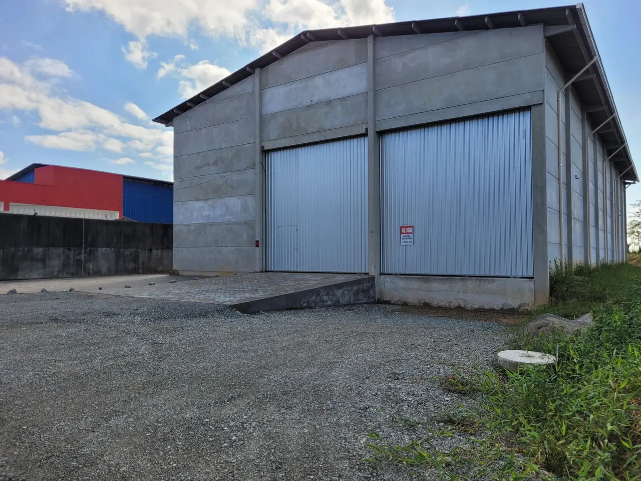 Galpão/Depósito/Armazém para aluguel com 720 metros quadrados