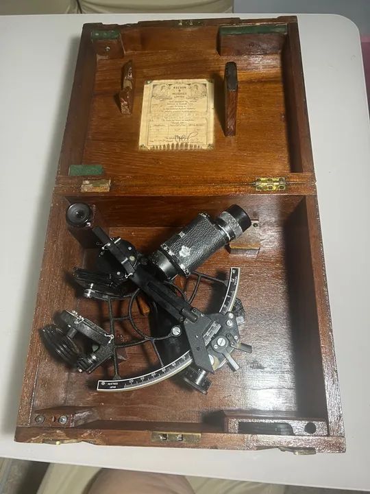 Sextante Náutico Antigo Kelvin & Hughes - Foto 6