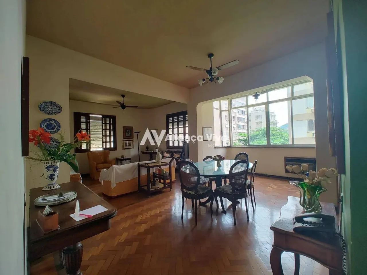 Botafogo | Apartamento 3 quartos, sendo 1 suite