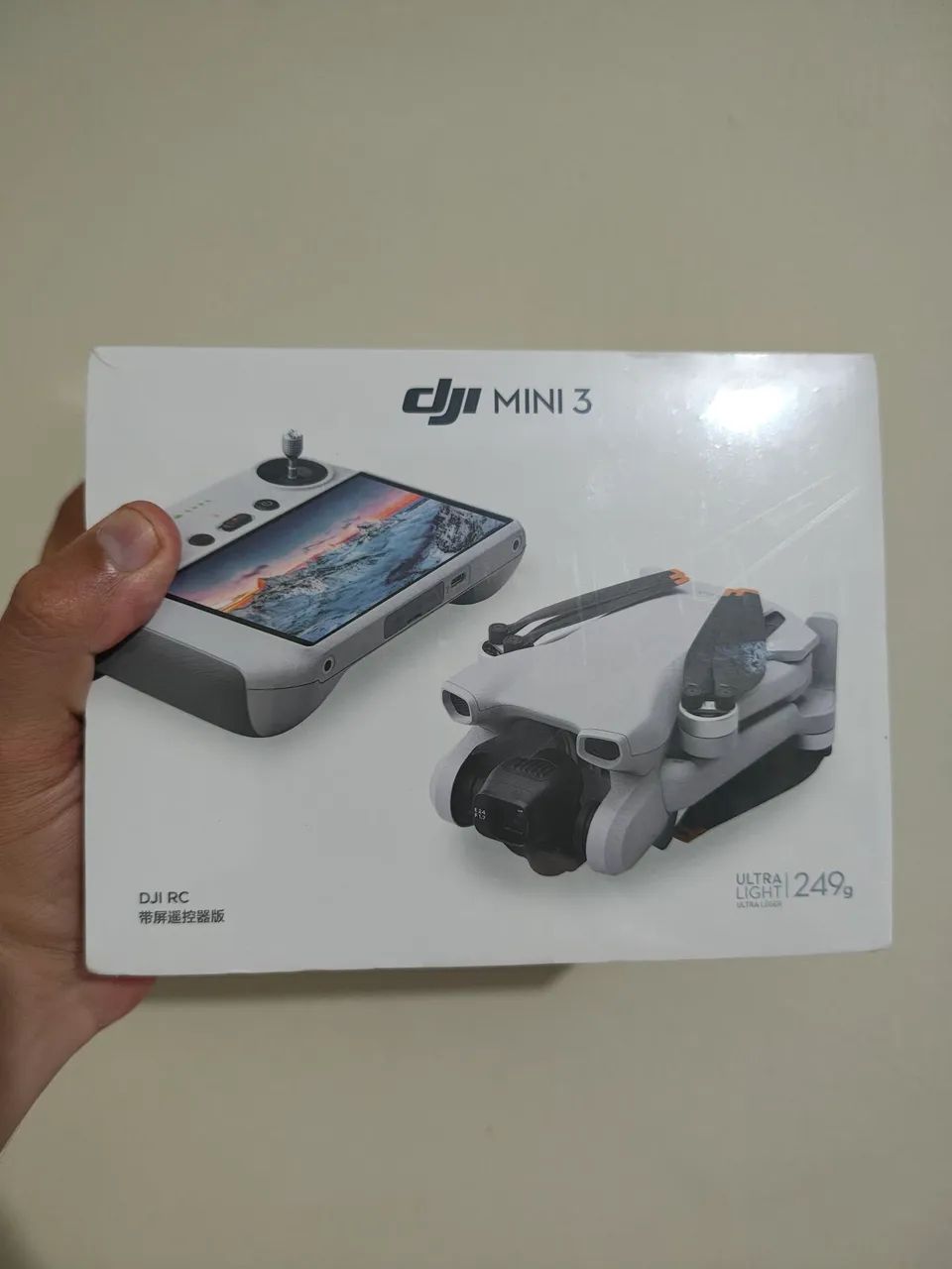 Drone DJI MINI 3 standart controle com tela LACRADO 