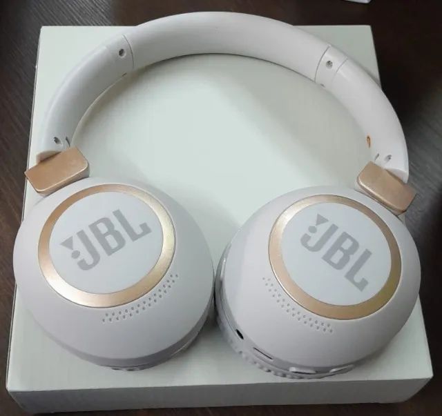 Fone De Ouvido Sem Fio Via Bluetooth JBL