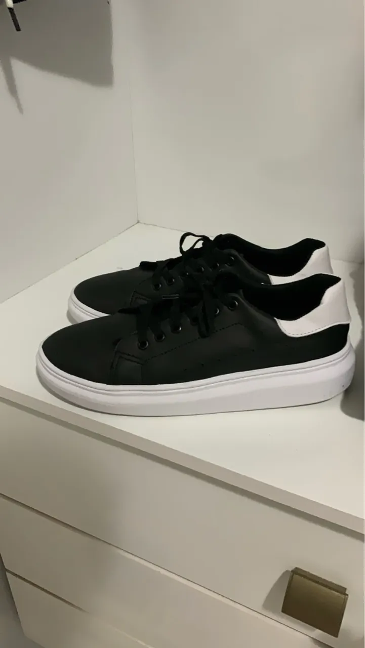 Tenis Casual de Couro