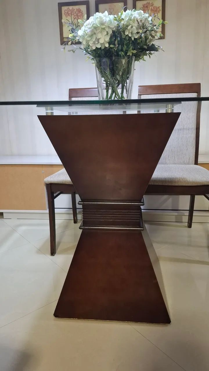 Mesa de Jantar em Vidro com Base em Madeira - Foto 2