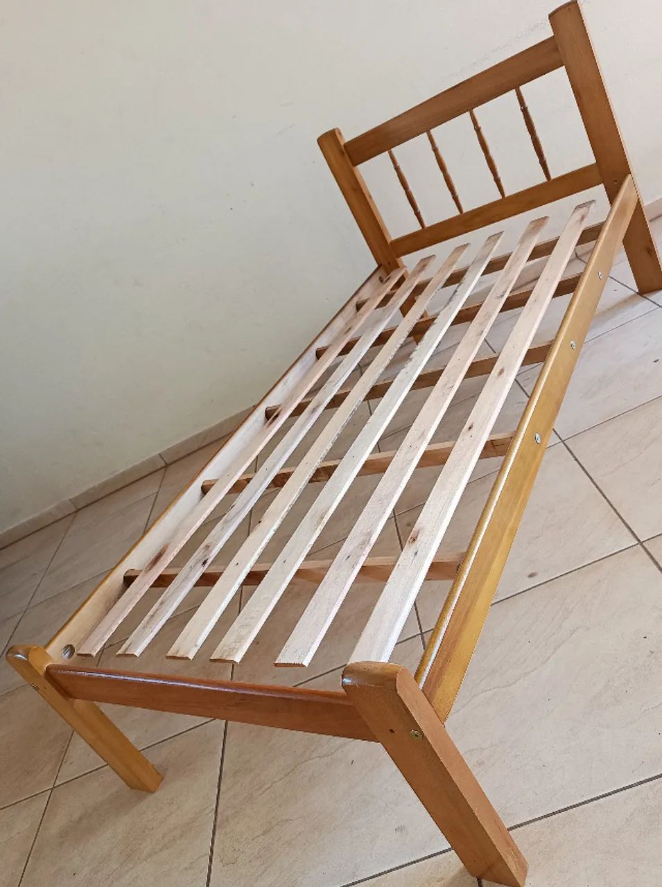 Cama de Solteiro de Madeira Nova, Entrego - Foto 2