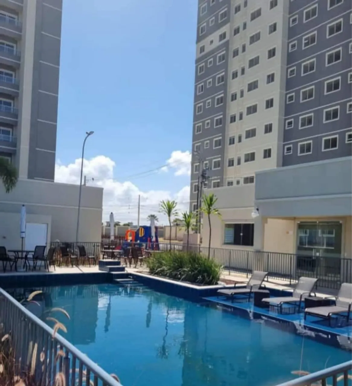 Aluga-se apt mobiliado com vista pra o mar de Ponta de Campina