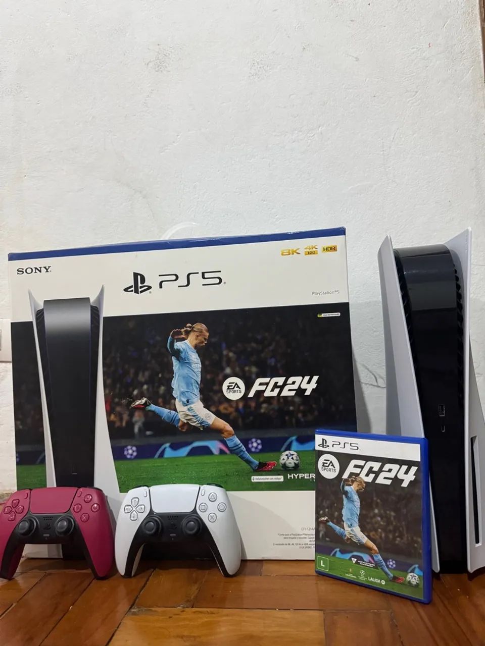 PlayStation 5 + FC24 + 2 Controles