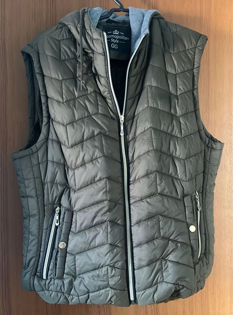 Colete Feminino com Capuz
