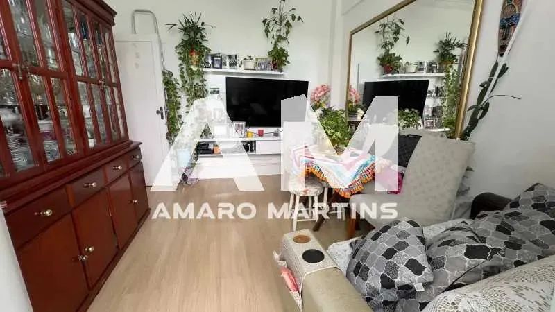 sala quarto com varanda quadra da praia - Foto 2