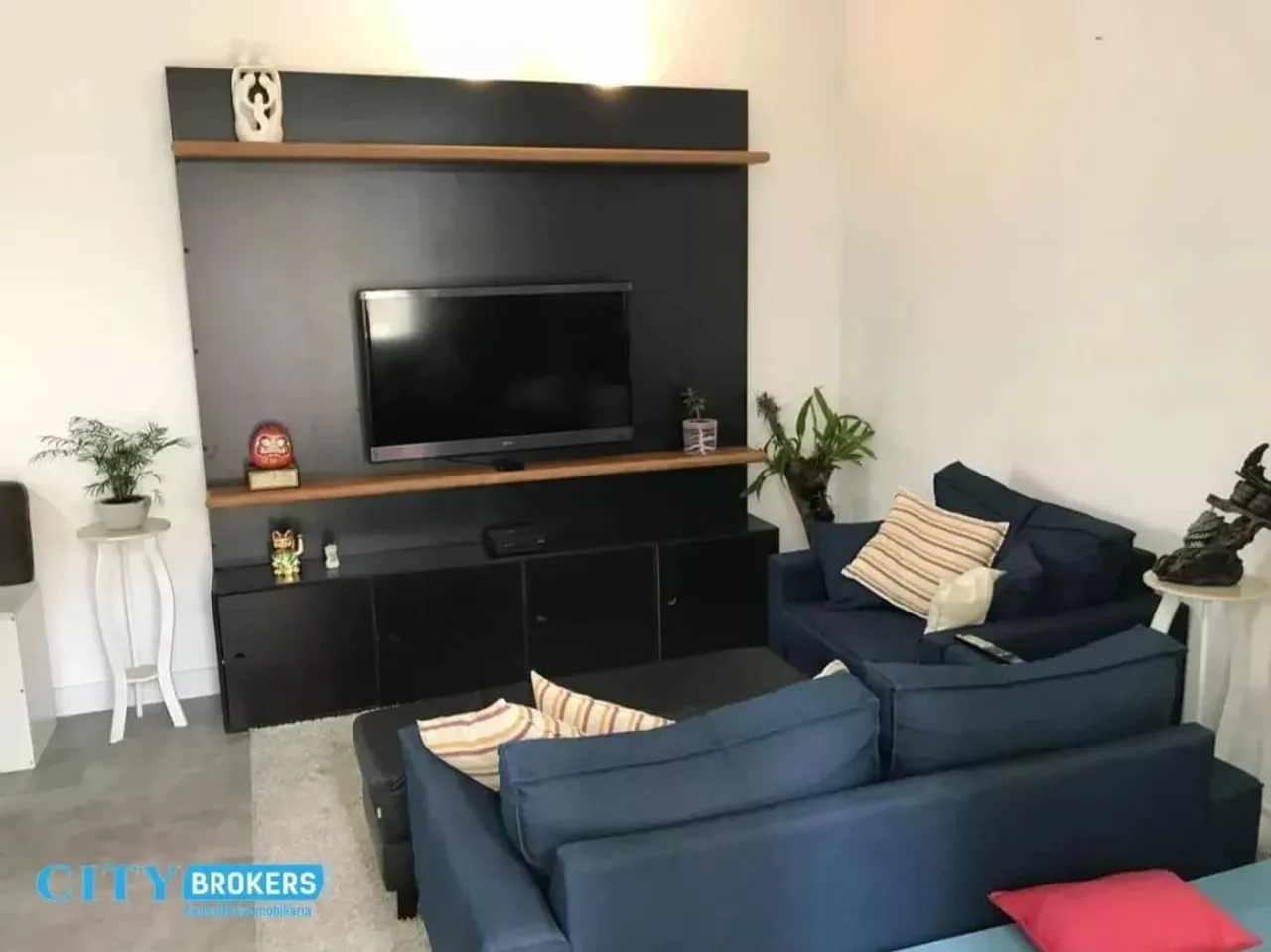 Sobrado em Condomínio fechado com 90m², 2 dormitórios, 2 suítes no Bairro Campo Grande Zon