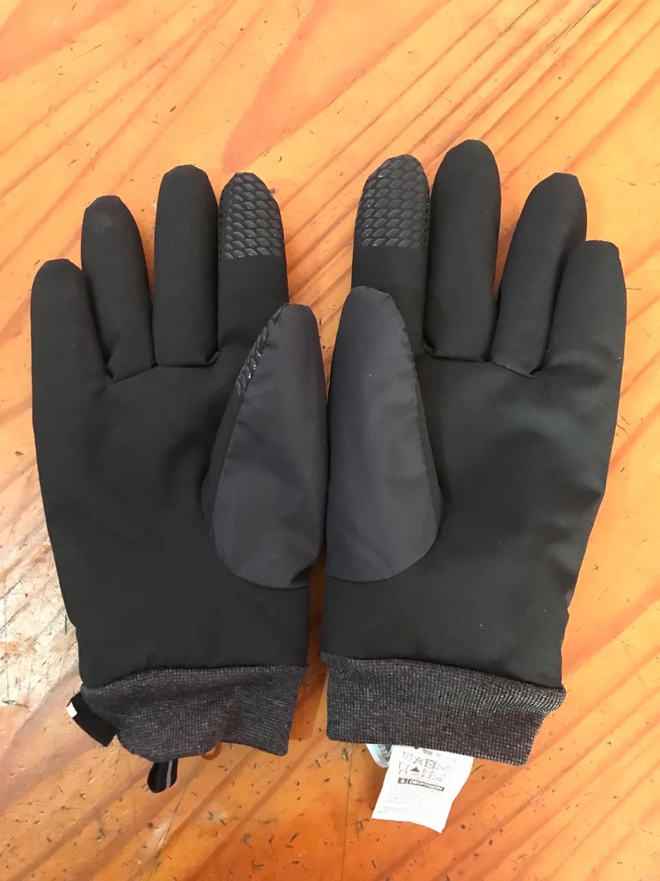 Luva Wedze decatlhon impermeável tamanho P/M  - Foto 2