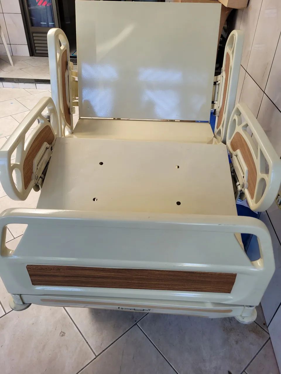 Cama hospitalar elétrica  - Foto 5