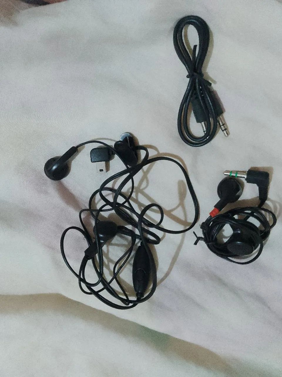 Fone de Ouvido para Celular - Novo