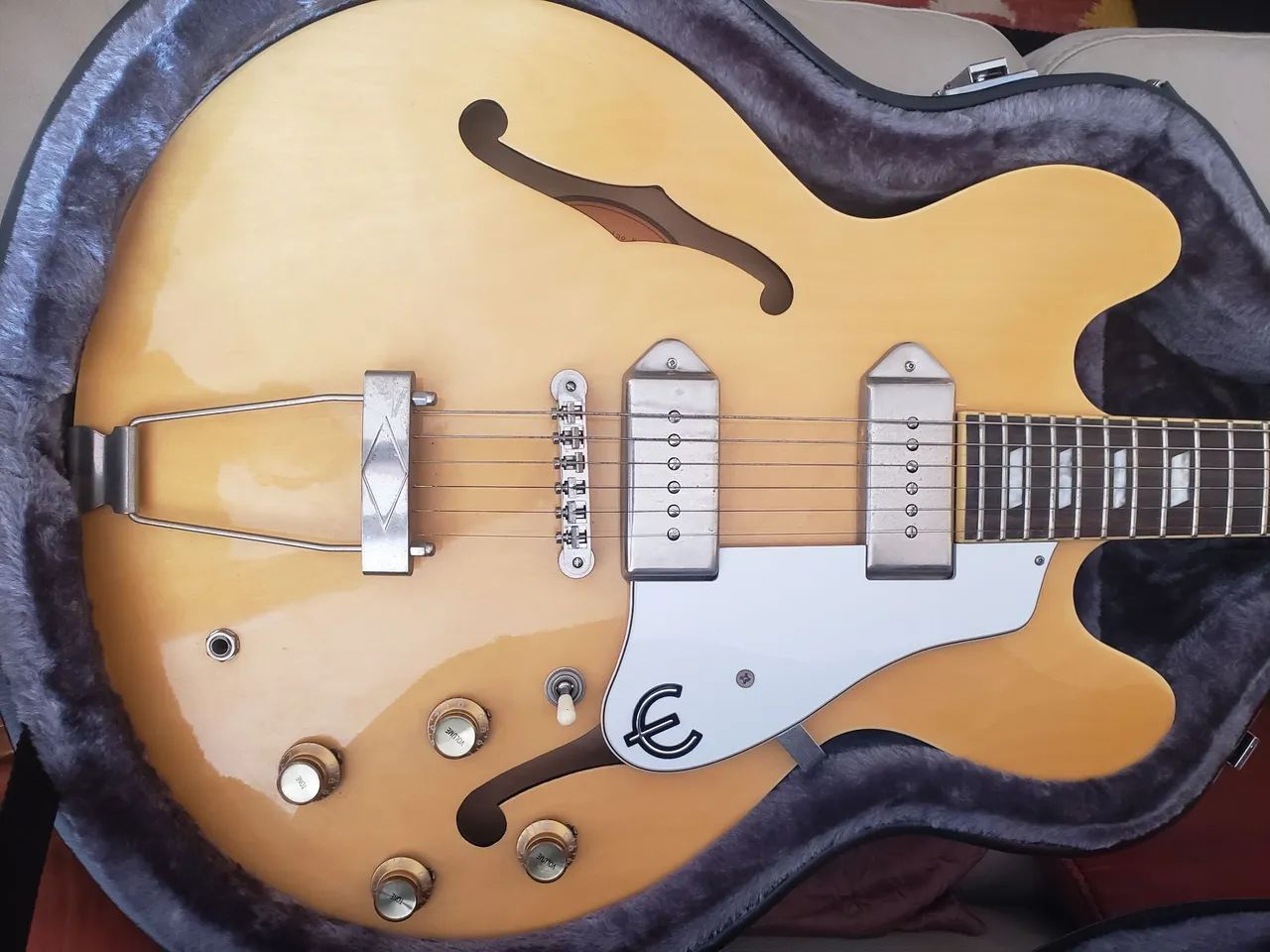Epiphone Casino Natural COM CASE ORIGINAL - Instrumentos musicais