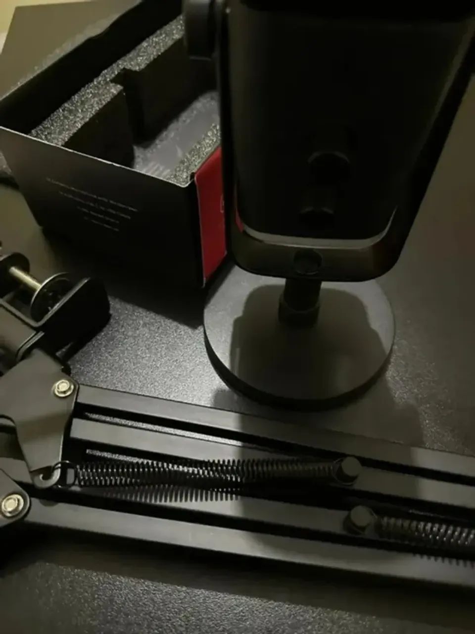 Fifine AM8 acompanha: Braço Articulado e Adaptador para iPhone - Foto 3