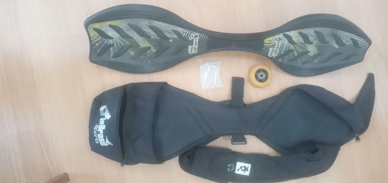 Skate 2 rodas Waveboard com acessórios e bolsa de transporte