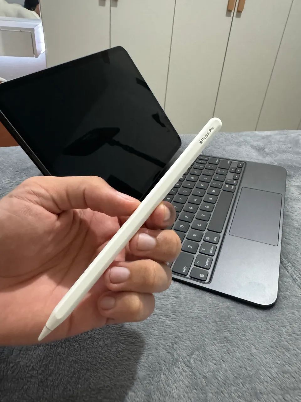 iPad Pro M4 + Apple Pencil Pro + Magic Keyboard - Tablets e E