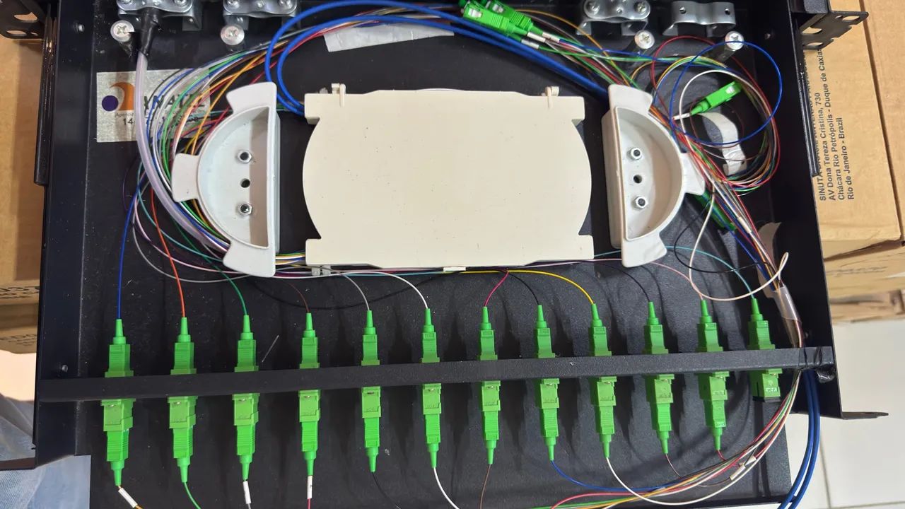 Roteador MikroTik Routerboard RB2011IL-RM e RB2011U:AS-RM - Foto 3