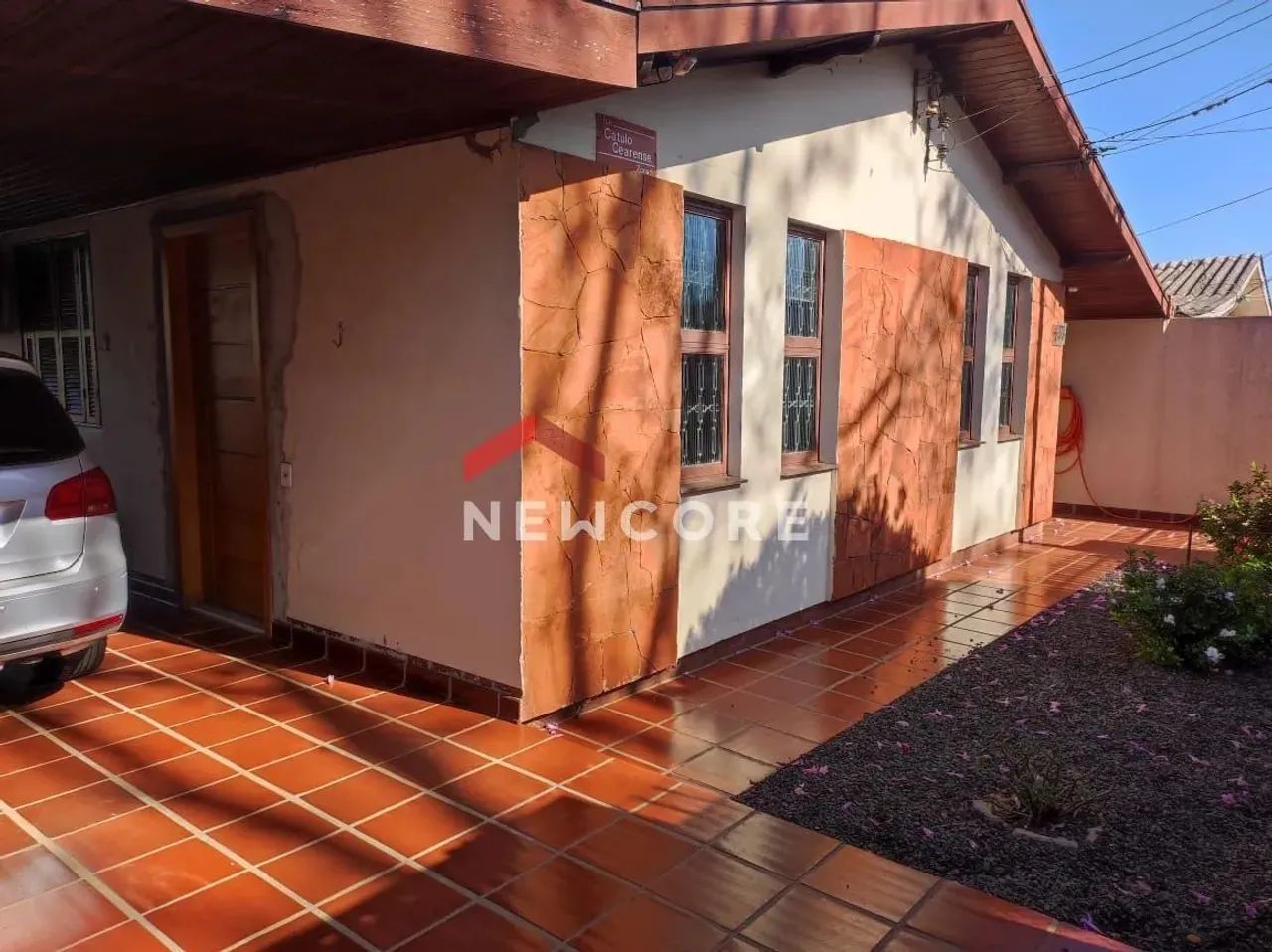 Casa em Rua Catulo Cearense - Zona 05 - Maringá/PR