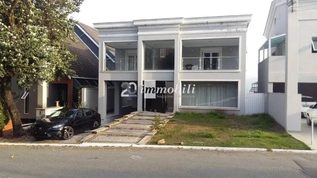 Casa à venda e para alugar em Santana de Parnaíba, Alphaville, com 4 suítes, com 420 m²