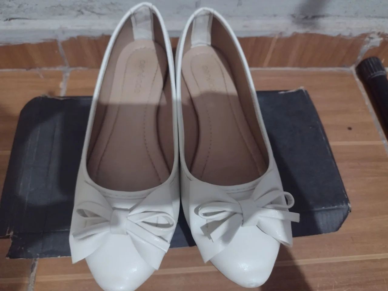 Sapatilha off white 