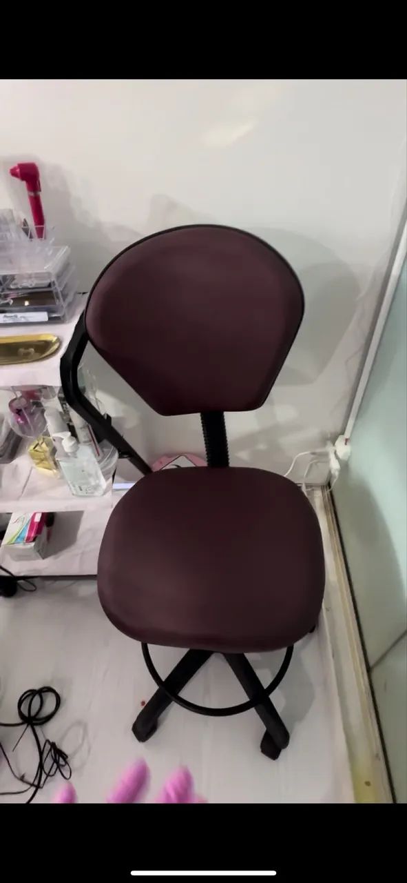 Vendo Maca Automática com Mocho para Estética/Tatoo - Foto 4