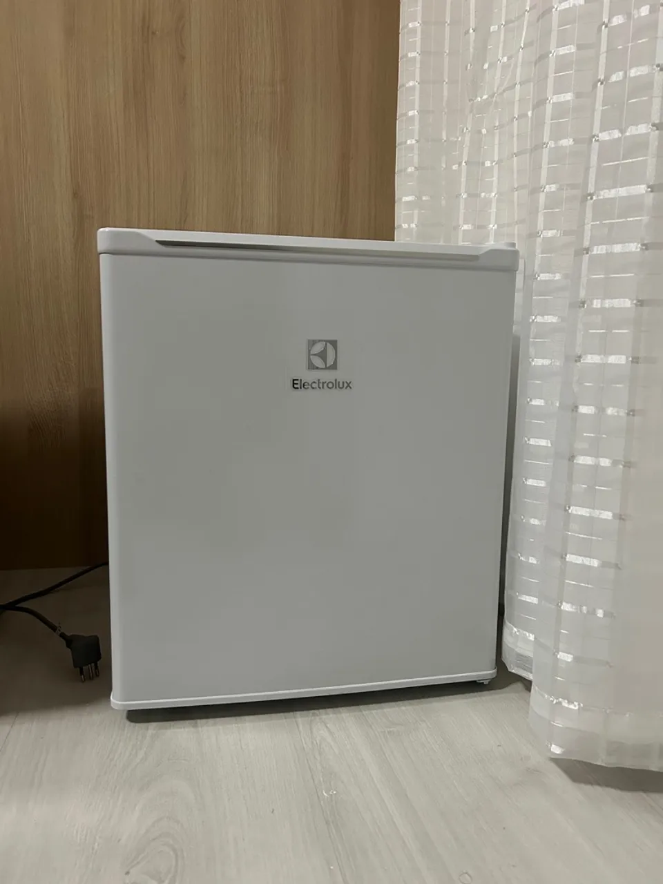 Frigobar Electrolux