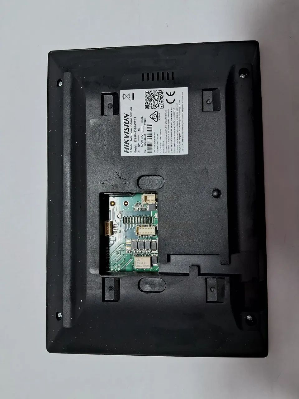 Interfone com tela Hikvision para Sistema de Segurança - Foto 2