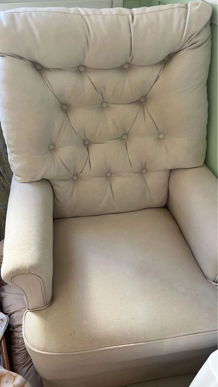 Poltrona de amamentação em linho Bege