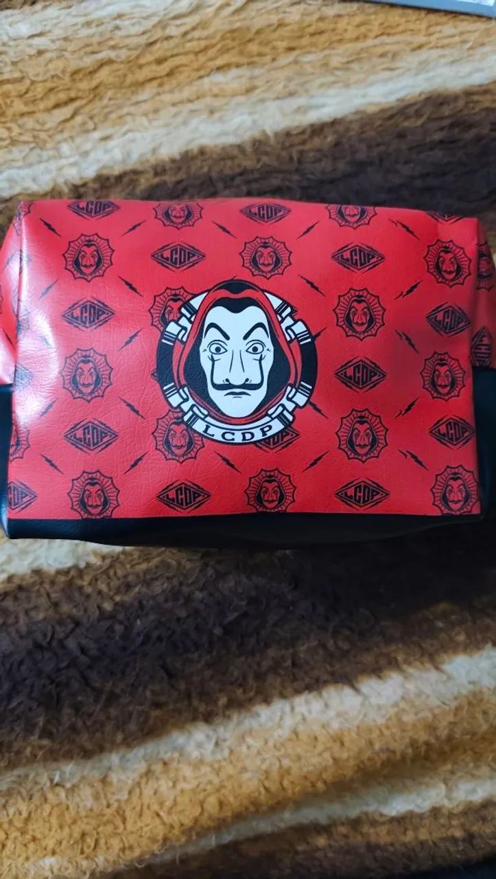 Necessaire Club Comix La Casa de Papel<br> - Foto 4