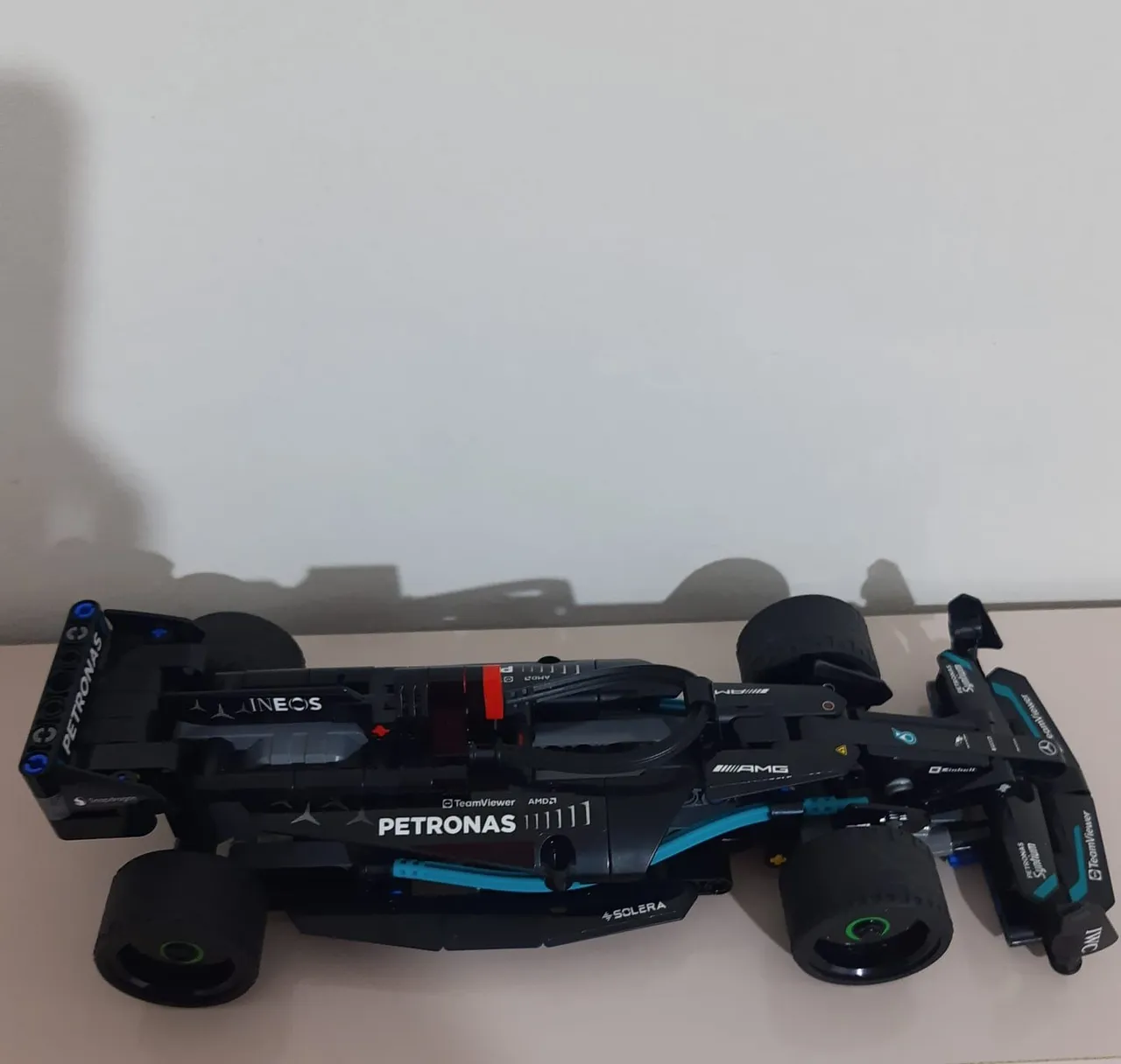 Lego Technic Mercedes-AMG Petronas F1 Team