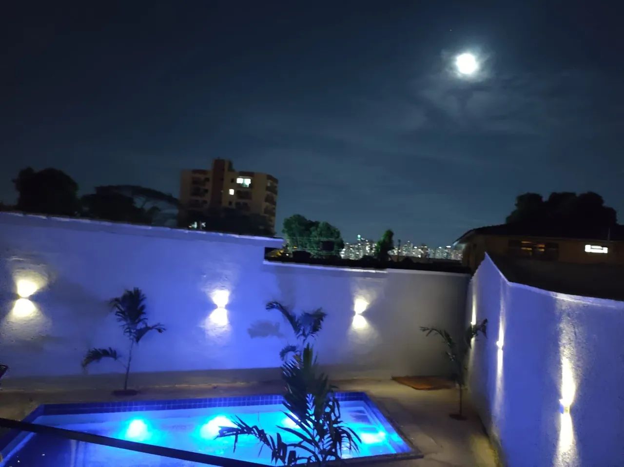 Casa Térrea alto Padrão 4 suítes sendo 2c.Closet Piscina Lt510M - Foto 3