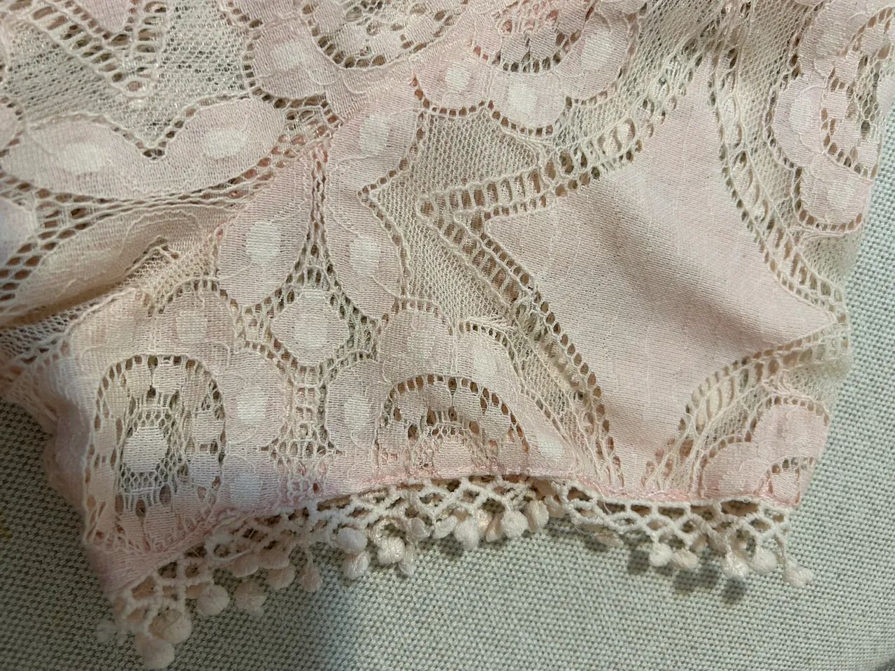 Blusa Chifon Renda Rosa Pastel - Tamanho P - Foto 4