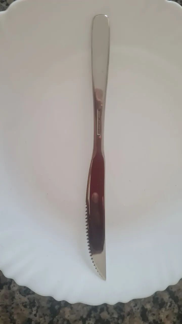 Faca de mesa para churrasco
