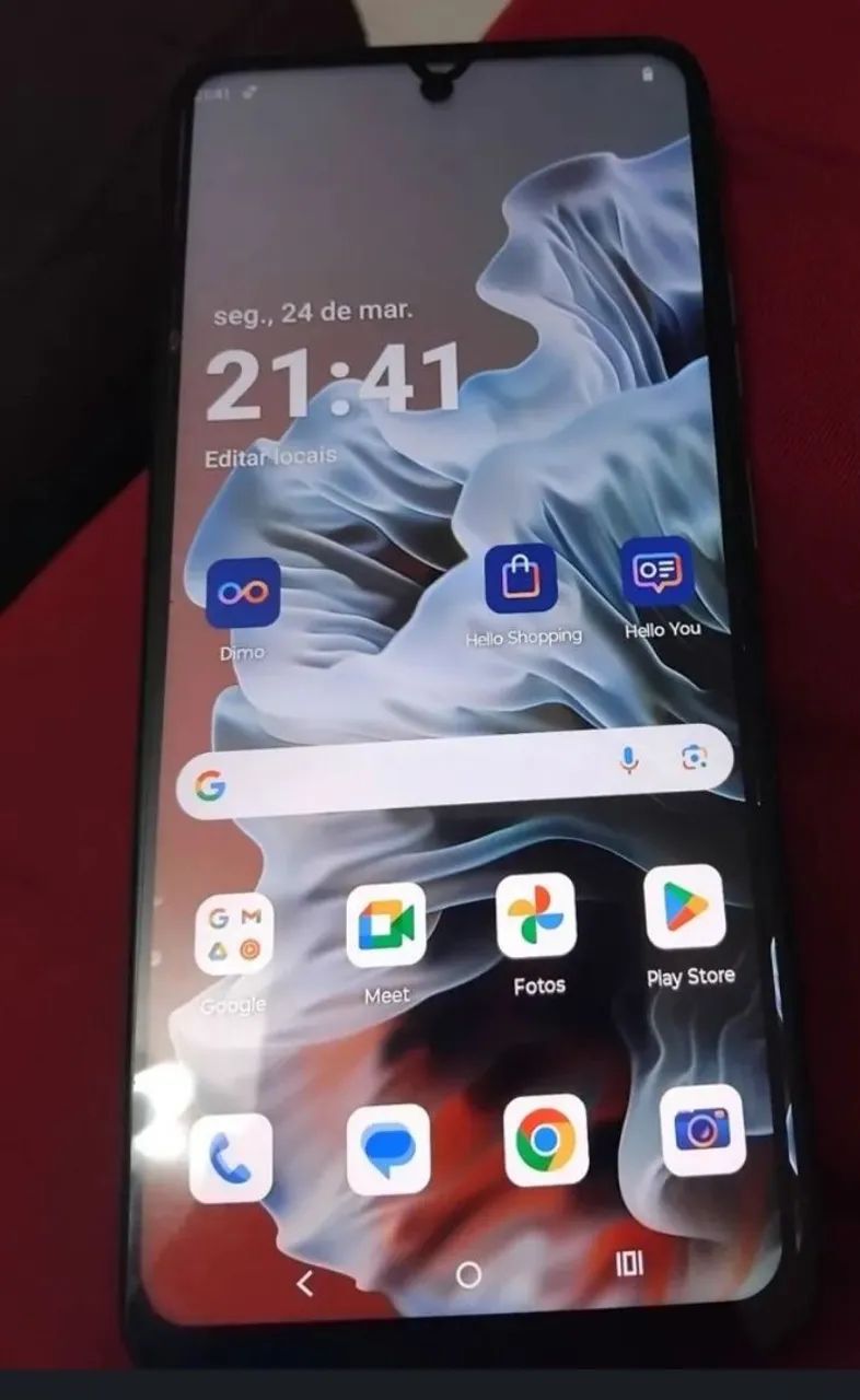 Celular semi novo na caixa com carregador  - Foto 3