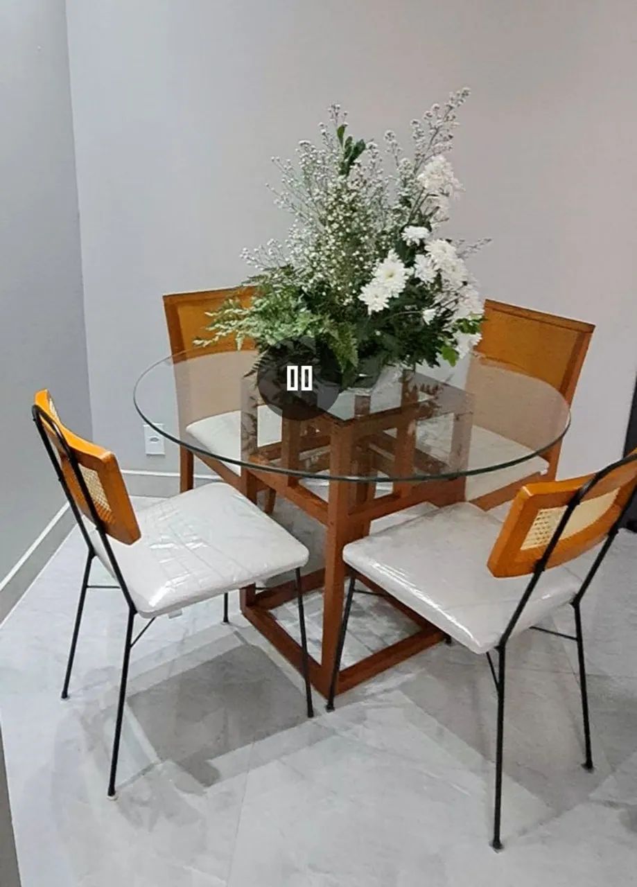 Mesa de Jantar com tampo de vidro - Foto 2