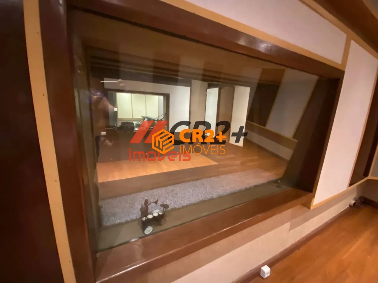 Vende Casa comercial 200m2 com 7 salas, em Afogados.