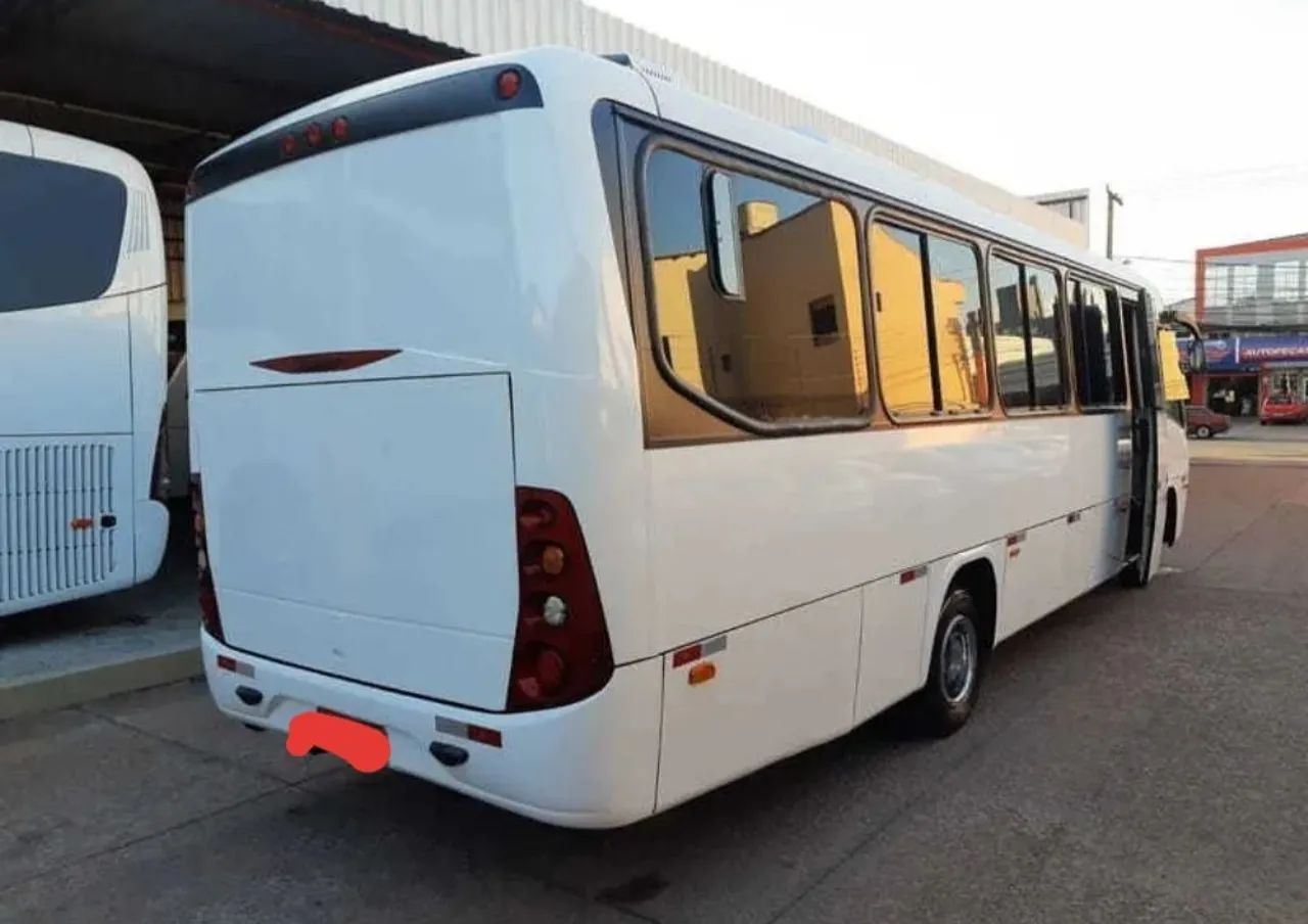 Micro Ônibus Marcopolo MB Sênior (Com WC) Ano 2015  - Foto 2