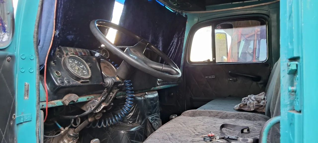 VENDE SE 1113 ano 69 mod 83 já consta no documento... - Foto 8