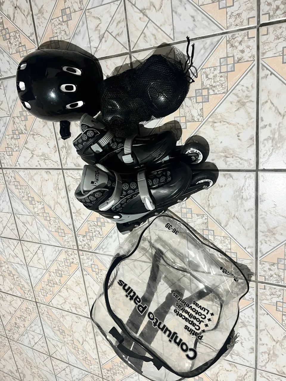 Patins semi novo 64314494717826122