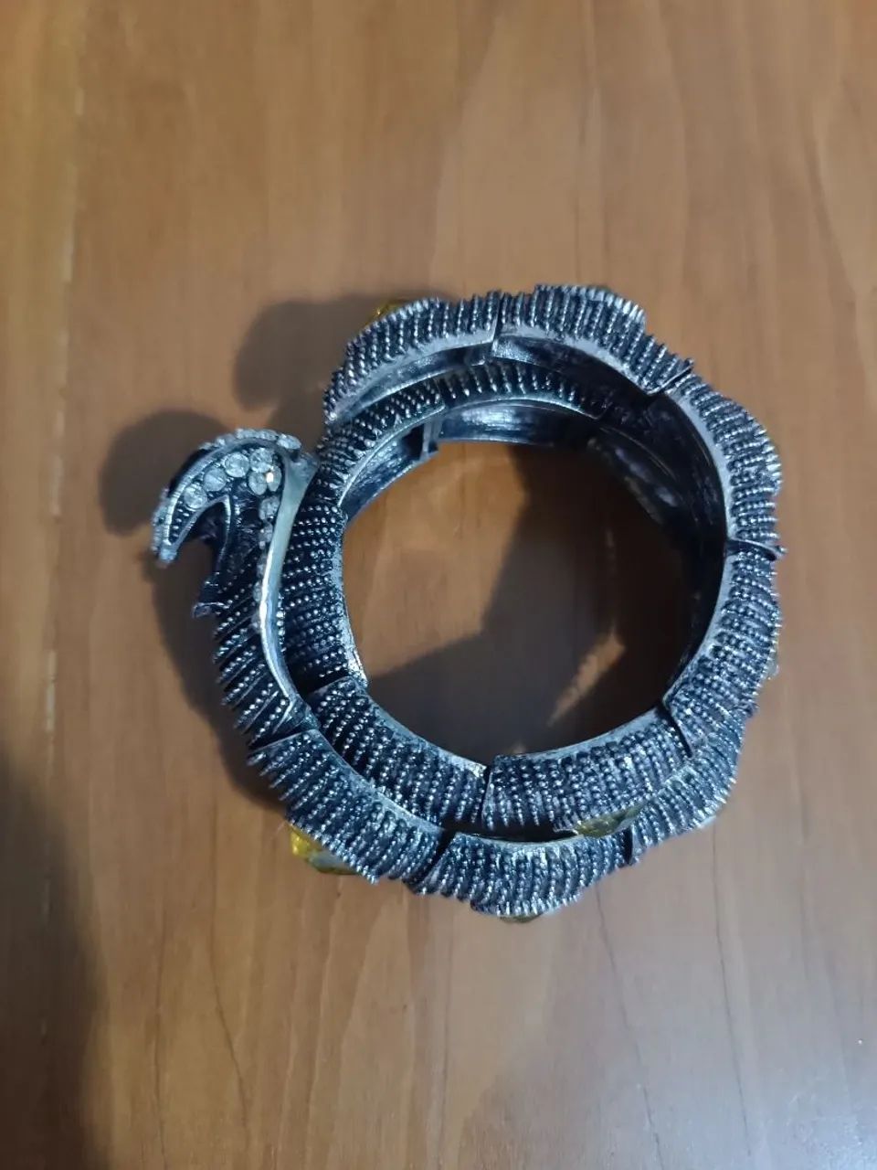 Pulseira Cobra Dourada com Strass - Foto 3