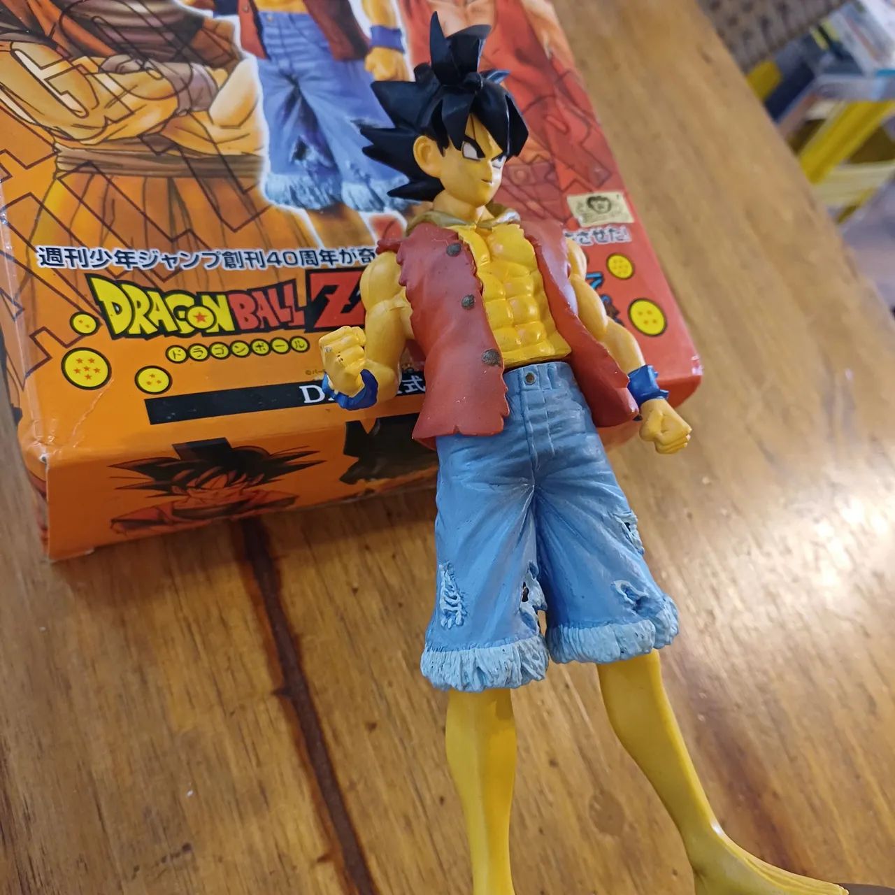 Action figure edição limitada Goku/luffy - Foto 2