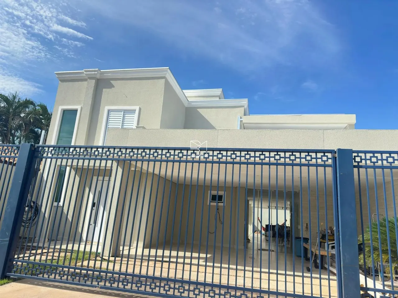 Sobrado no Santa Cruz 2, 3 Quartos 1 Suite com Closet Master, Piscina Lavanderia