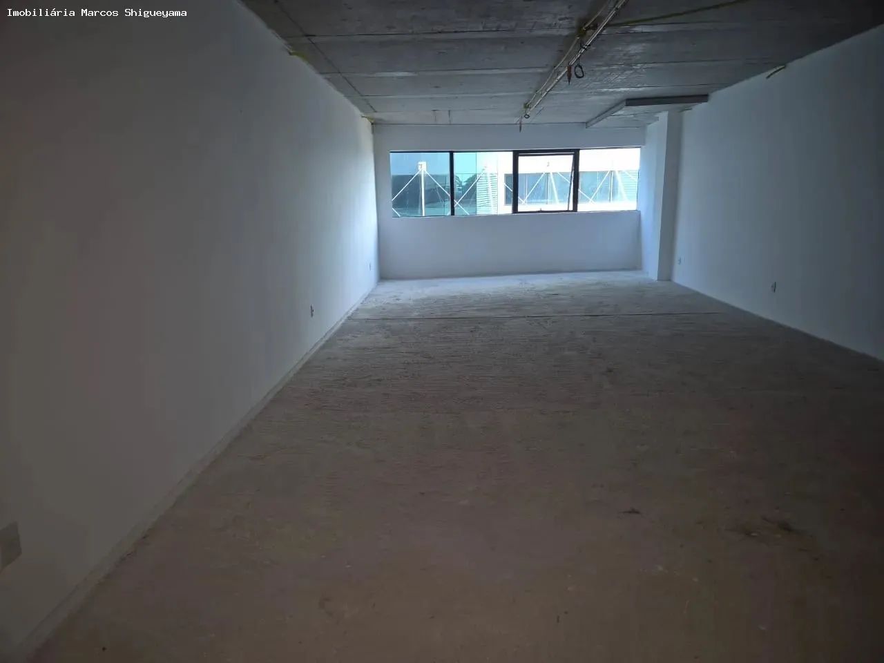 Sala Comercial para Venda em Salvador, São Cristovão, 1 banheiro, 1 vaga