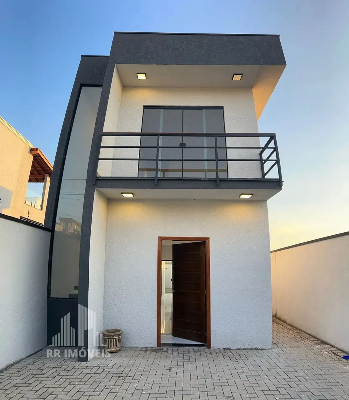 RR6964 Casa 110m² CONDOMÍNIO NOVA JAGUARI - OPORTUNIDADE - 3 Dorms 2 Vagas - Santana de Pa