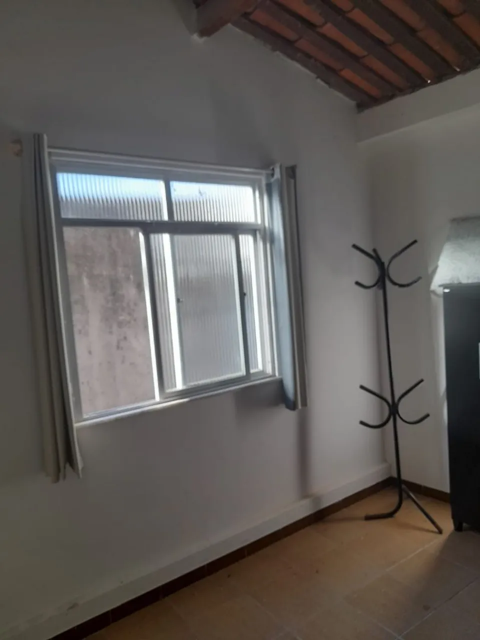Aluguel de quarto para moças
