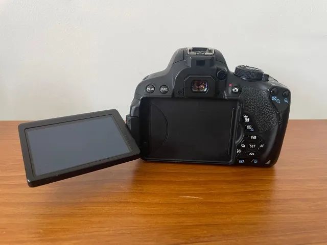 Canon EOS 700D com Lente 18-55mm COMPRADA NA ESPAÑA - Foto 4