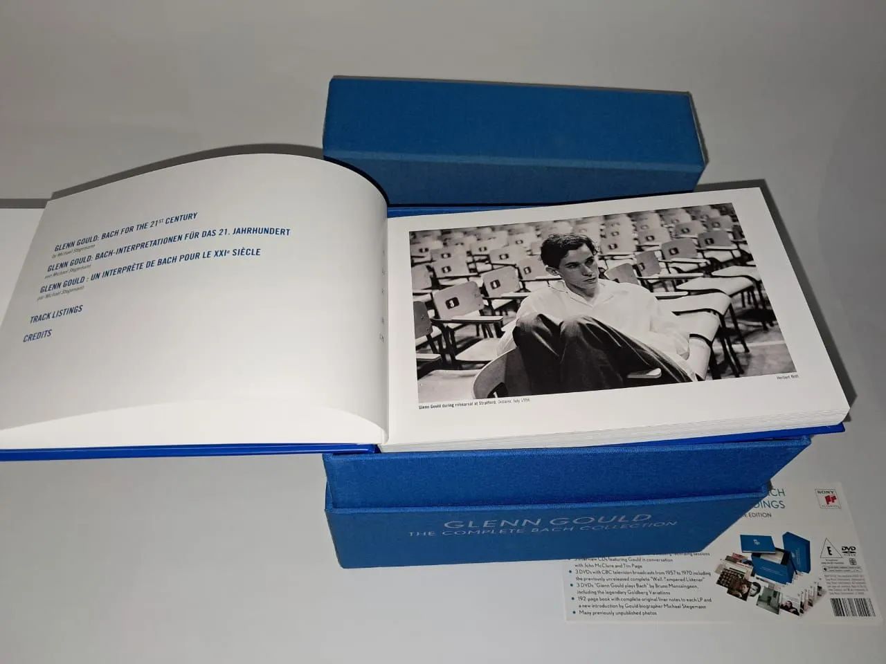 Caixa c/ 38 cds + 6 dvds