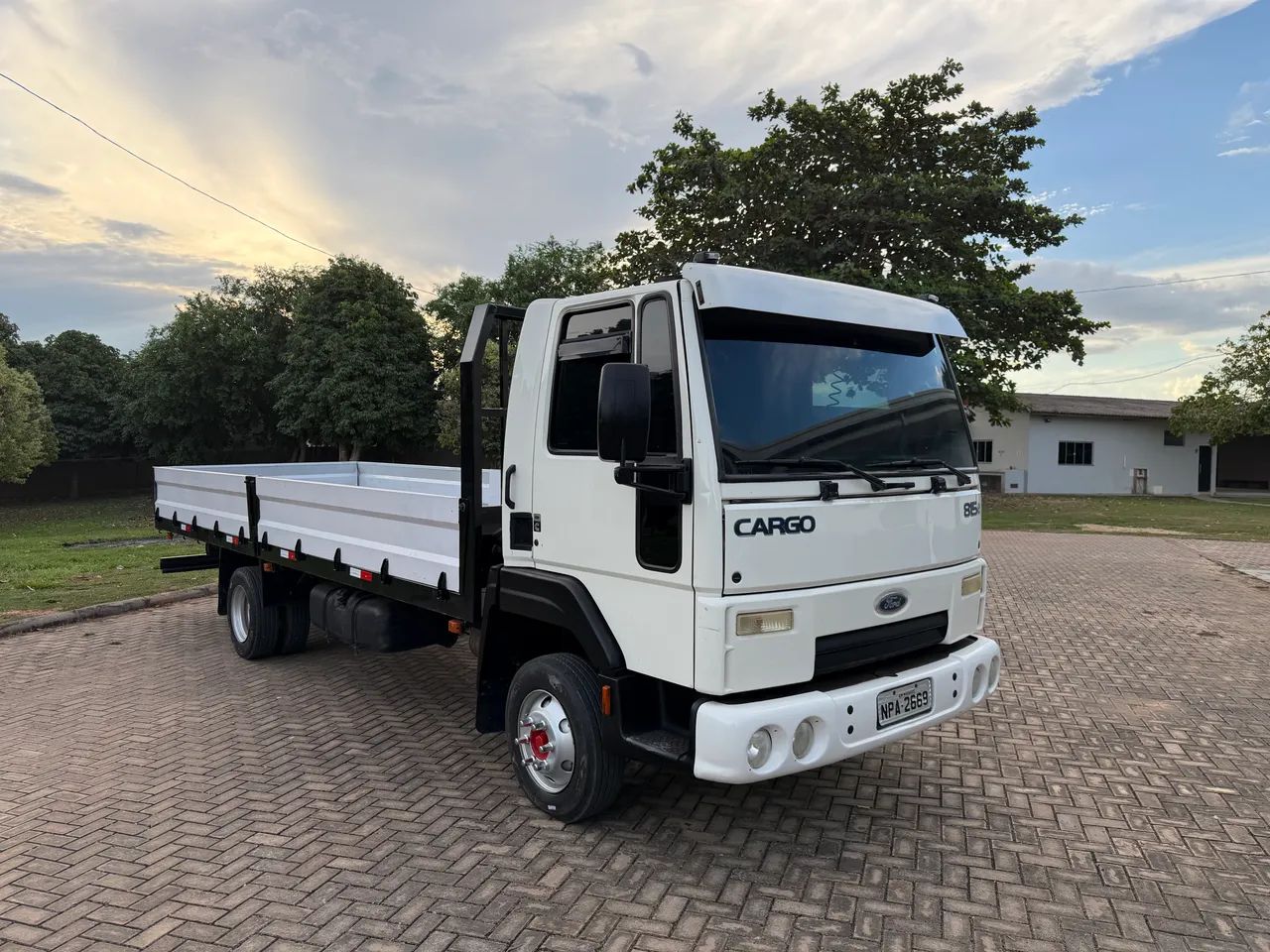 FORD CARGO 815 E - Foto 4