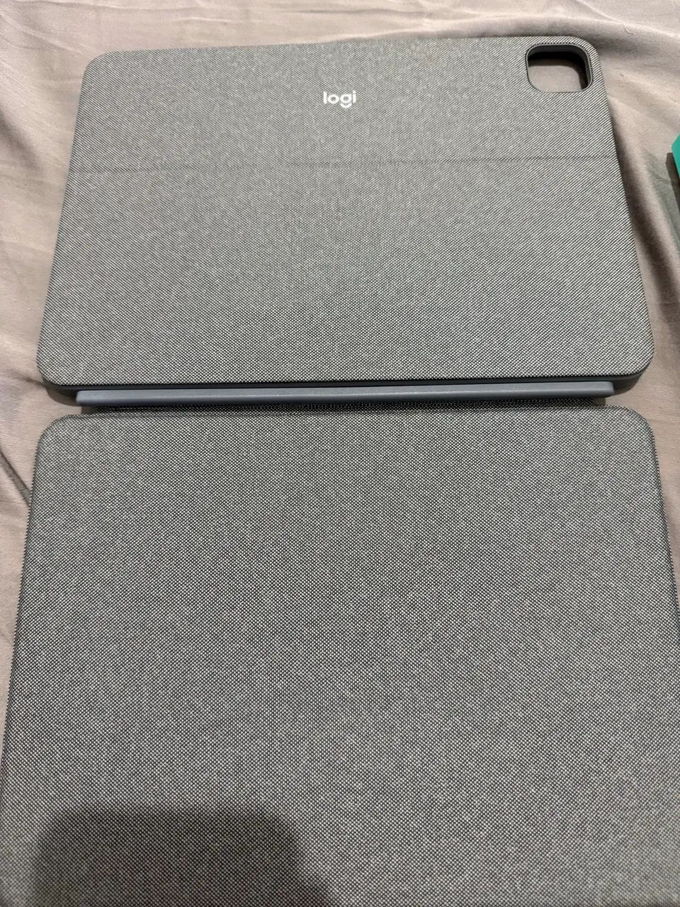 Combo touch logitech para iPad Pro de 1ª, 2ª, 3ª e 4ª geração de 11 polegadas. - Foto 4